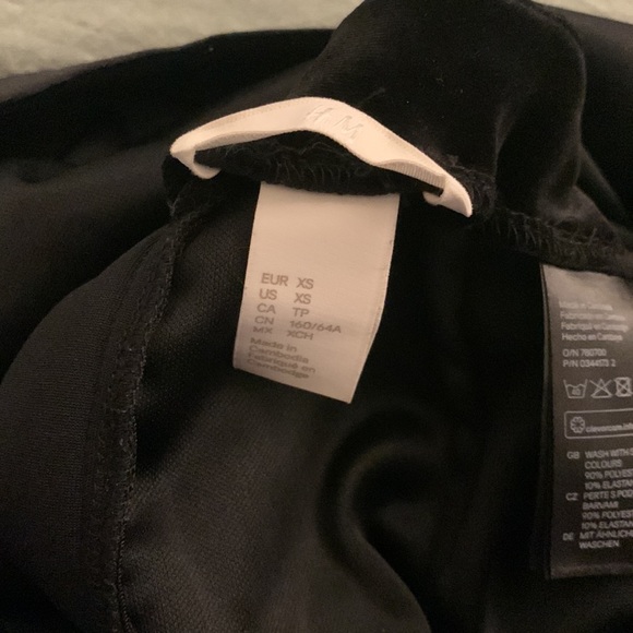 Velvet skirt - Picture 4 of 6